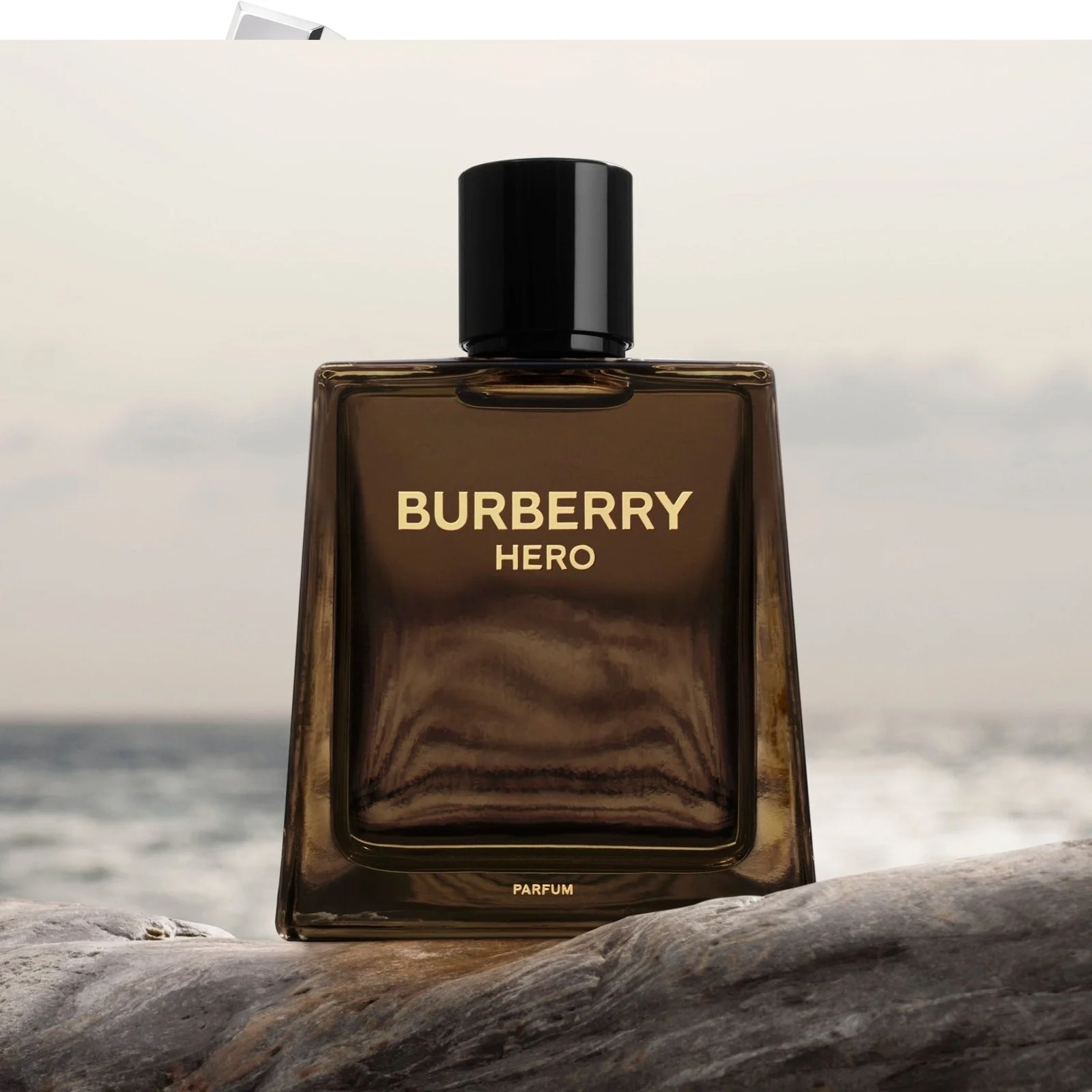Burberry Hero Parfum 150 ml - Image 3