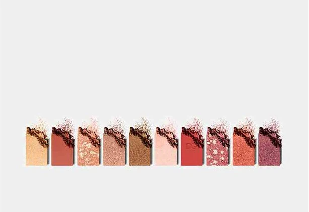 Dolce & Gabbana Eye hearts 10 sahdes EYESHADOW PALETTE - Image 3