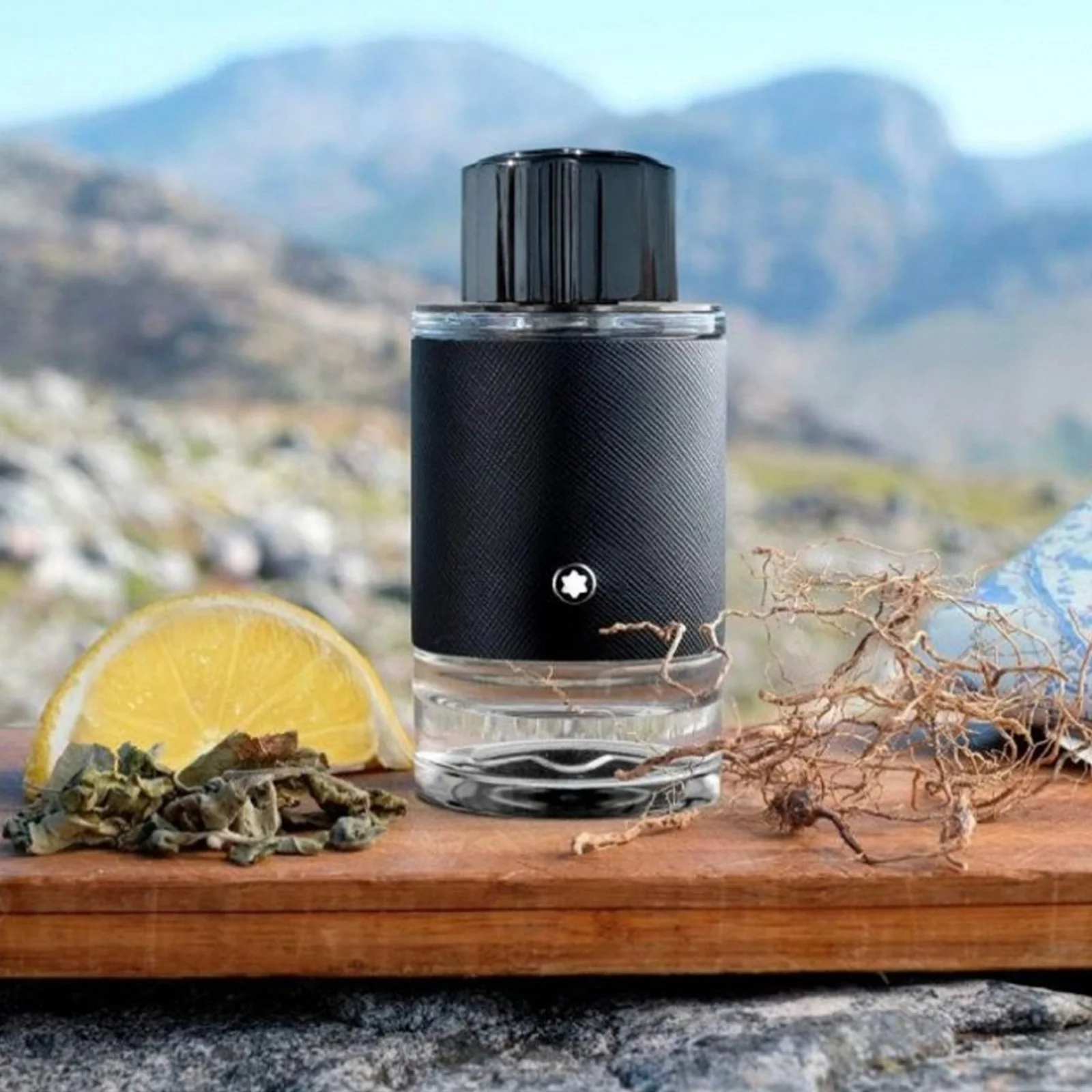 Mont Blanc Explorer Gift Set - Image 2